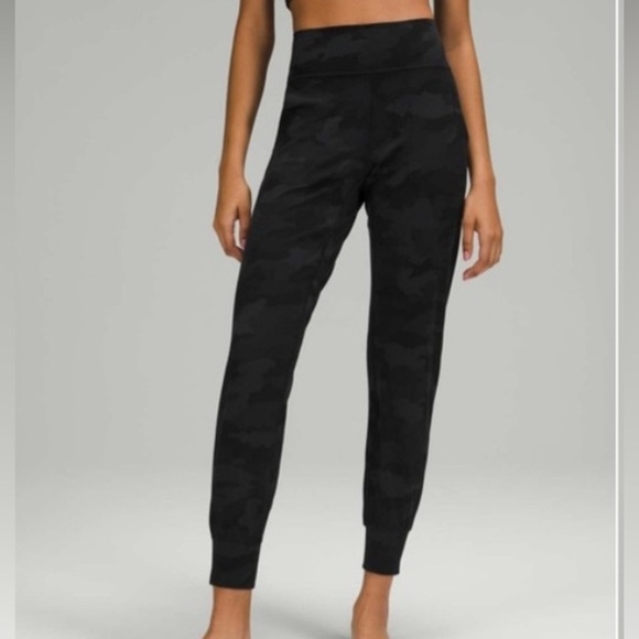 lululemon athletica Pants - Lululemon Align Joggers Size 6 in Camo